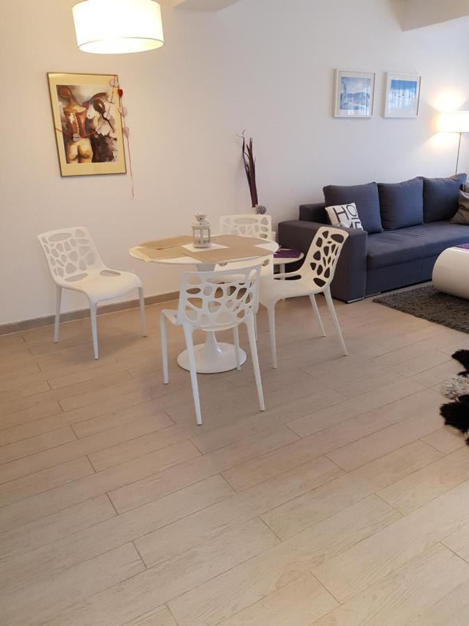 Apartament Czarna Gora Livigno Apartment Sienna  Bagian luar foto